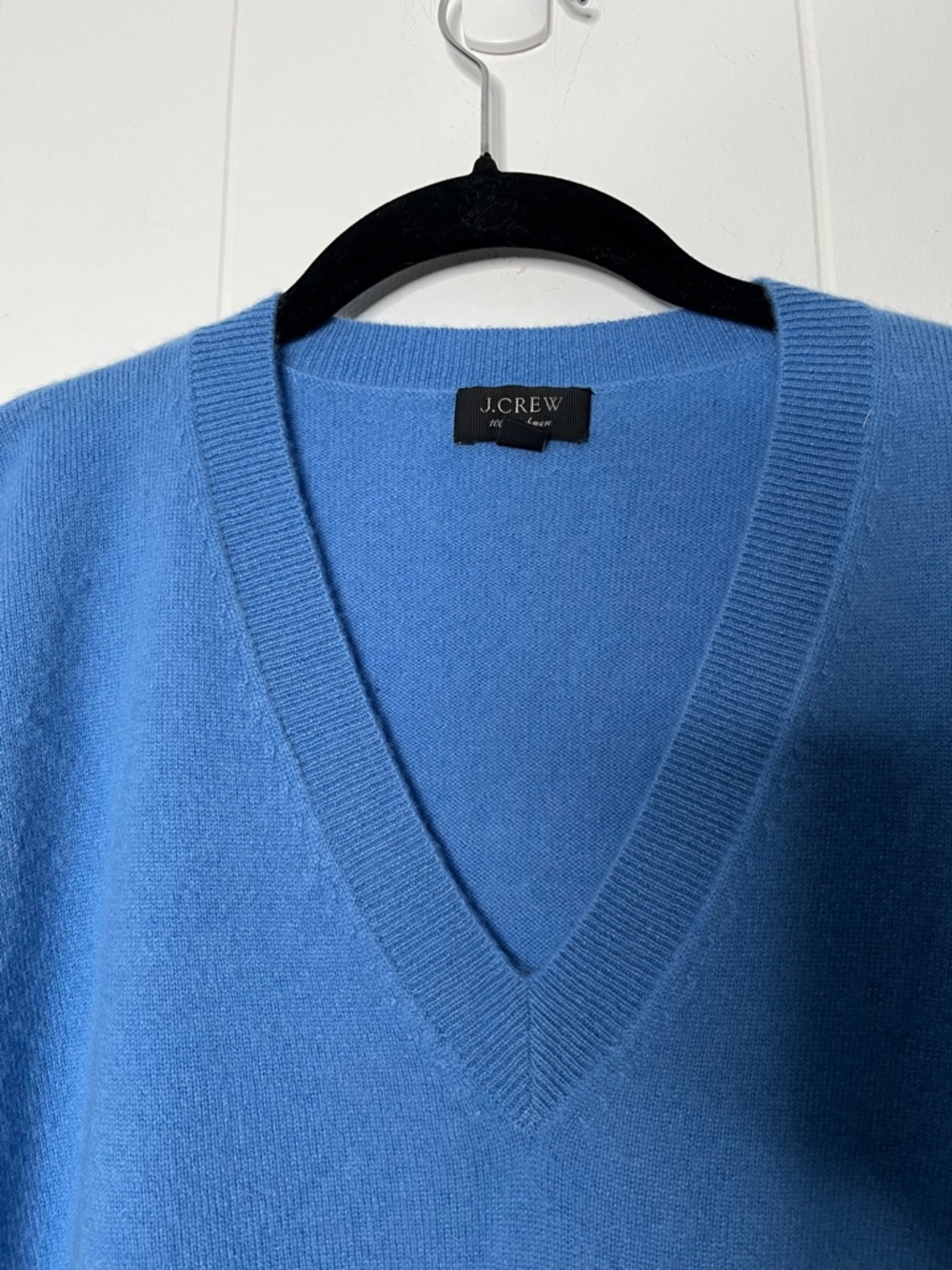 J. Crew 100% Cashmere Sky Blue V-Neck Sweater Drop Shoulder Women's S - Picture 2 of 8